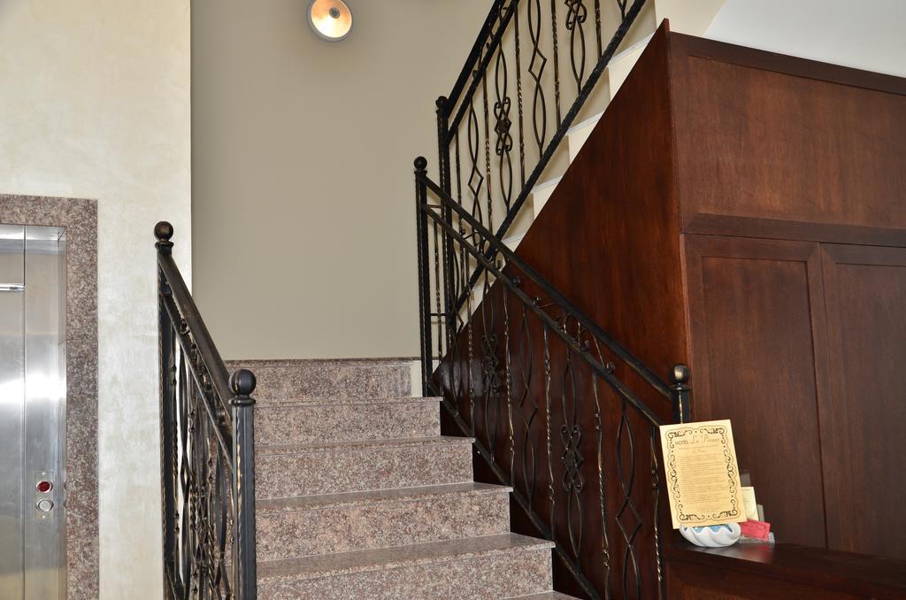 La Piazza Primorsko Rooms & Apartments Zewnętrze zdjęcie